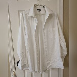 Van Heusen wrinkle free dress shirt